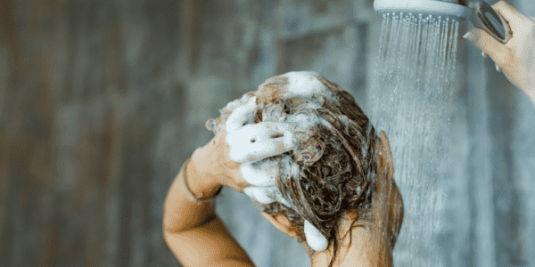5 Maddede Mor Şampuan Kullanım Önerileri