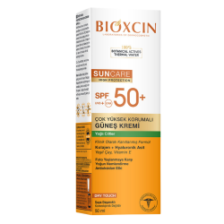 Bioxcin Sun Care Çok Yüksek Korumalı Yağlı Ciltler Için Güneş Kremi Spf 50+ 50 ml - Bioxcin
